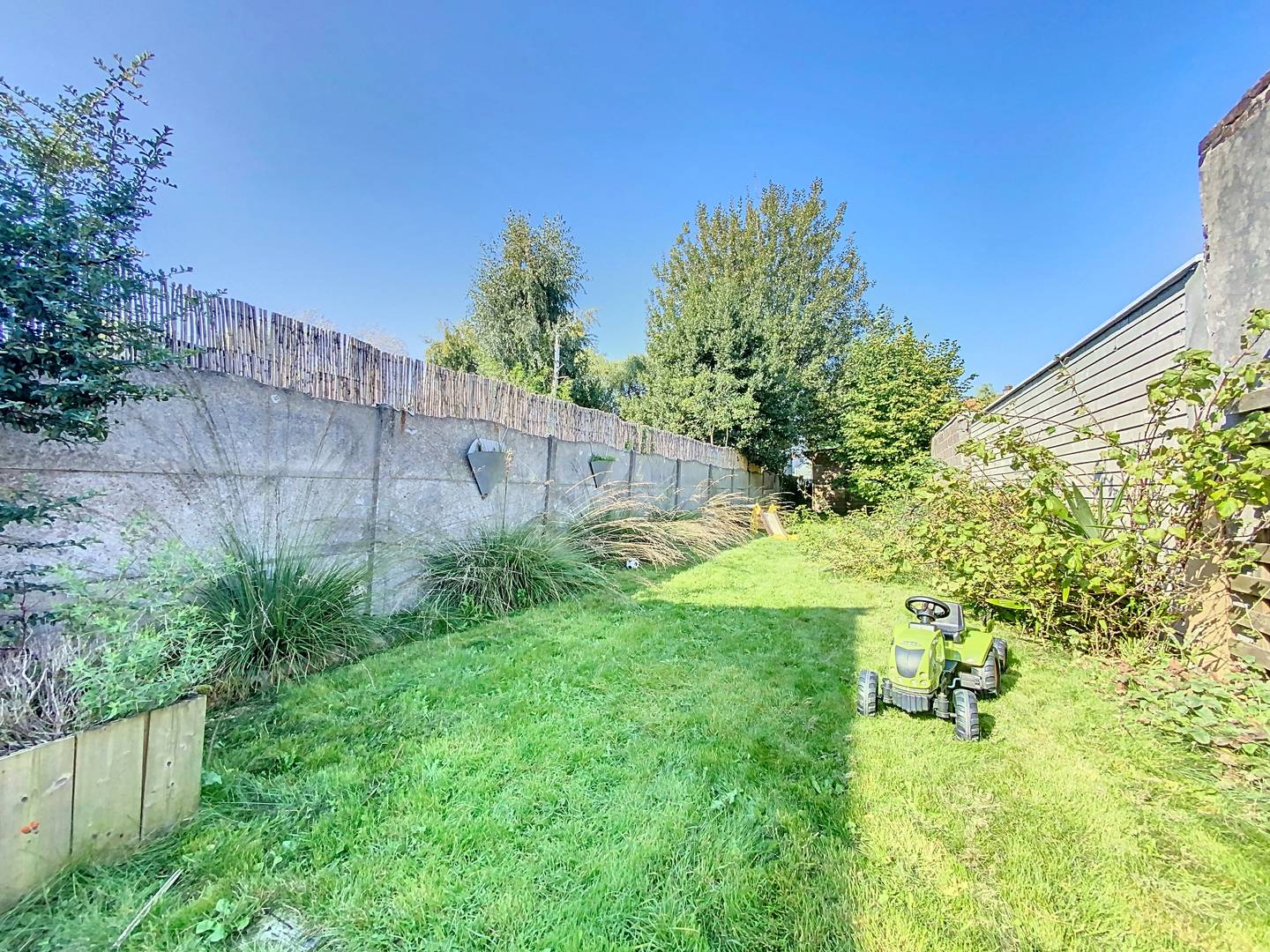 Tuin richting de achterste perceelsgrens